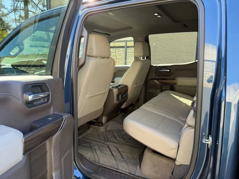 Used 2019 Chevrolet Silverado 1500 RST AWD/4WD image 29