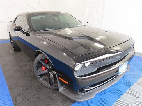 Used 2018 Dodge Challenger T/A RWD image 8