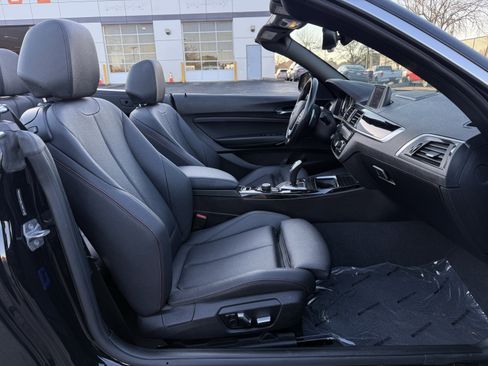 Used 2020 BMW 230i Convertible w/ Convenience Package image 36