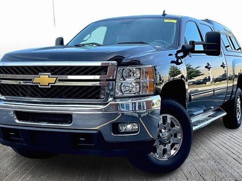 Used 2013 Chevrolet Silverado 3500 LTZ w/ LTZ Plus Package image 3