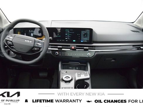 New 2026 Kia Sportage EX image 17