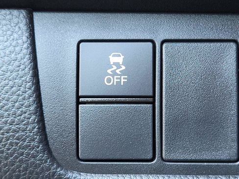 Used 2024 Honda CR-V LX image 17