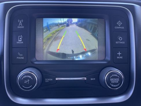 Used 2016 RAM 2500 Tradesman w/ Chrome Appearance Group image 9