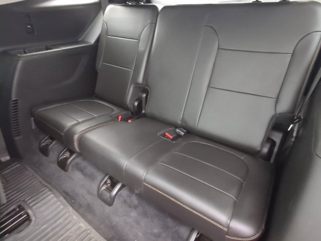 Used 2021 Chevrolet Traverse RS AWD/4WD image 28