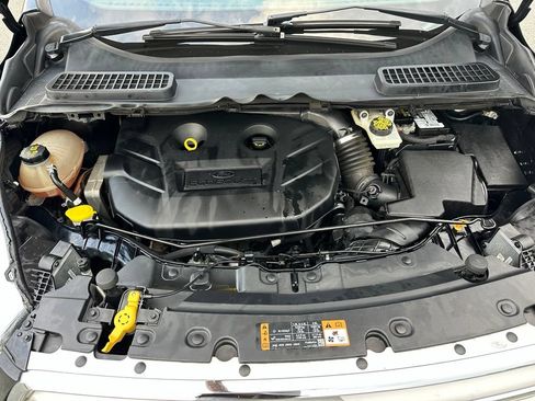 Used 2019 Ford Escape Titanium FWD image 37