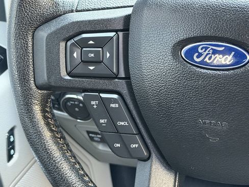 Used 2016 Ford F150 XLT w/ Equipment Group 302A Luxury AWD/4WD image 26