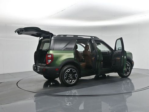 Certified 2025 Ford Bronco Sport Outer Banks w/ Outer Banks Tech Package+ image 6