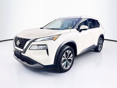 Used 2021 Nissan Rogue SV w/ Premium Package