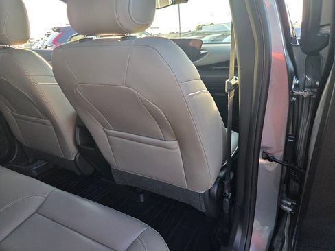 Used 2026 Buick Envista Avenir FWD image 29