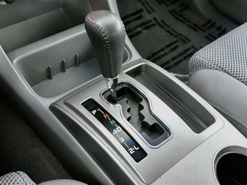 Used 2011 Toyota Tacoma PreRunner w/ TRD Sport Pkg RWD image 16