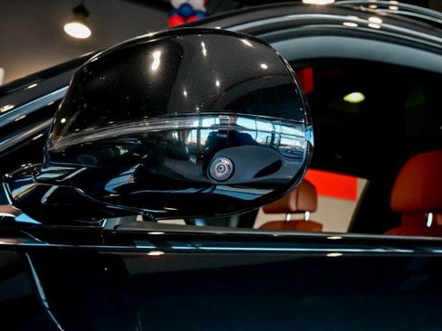 Used 2021 BMW X7 M50i w/ Executive Package image 53