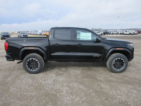 New 2026 GMC Canyon AT4 image 3