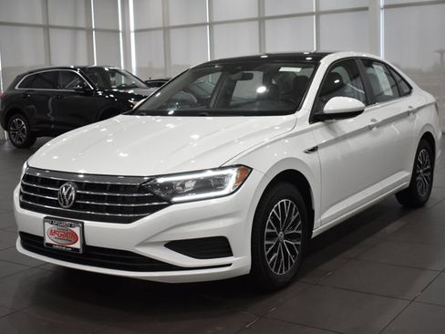 Used 2019 Volkswagen Jetta SEL image 7