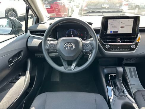 Used 2026 Toyota Corolla LE FWD image 18