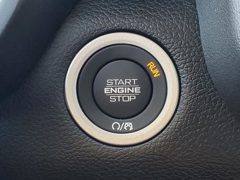 Used 2025 RAM 2500 Laramie image 29