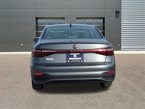 New 2026 Volkswagen Jetta SE image 6