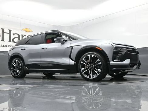 Used 2025 Chevrolet Blazer EV SS AWD/4WD image 2