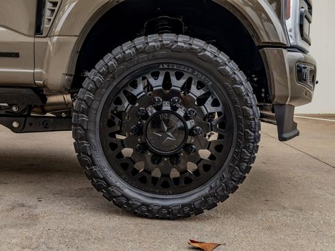 Used 2026 Ford F450 Platinum w/ Platinum Plus Package image 12