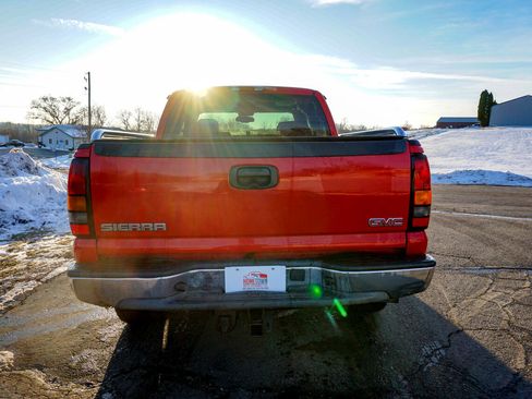 Used 2006 GMC Sierra 1500 SLT w/ Light Duty Power Package image 4