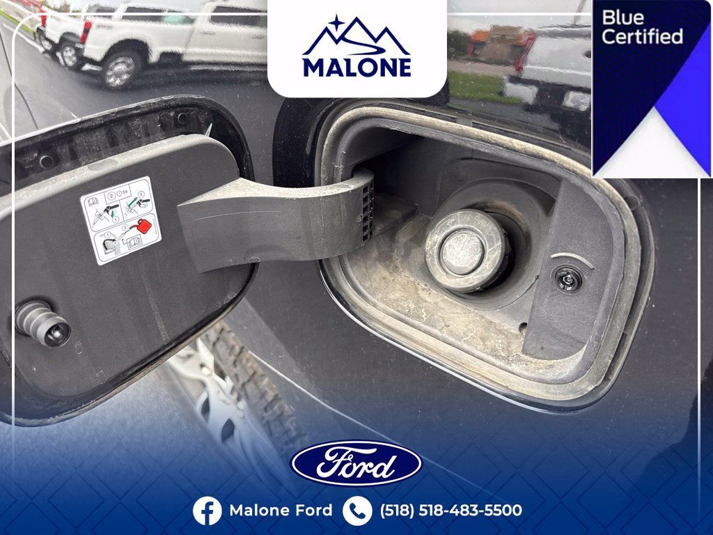 Used 2023 Ford Expedition XLT AWD/4WD image 18