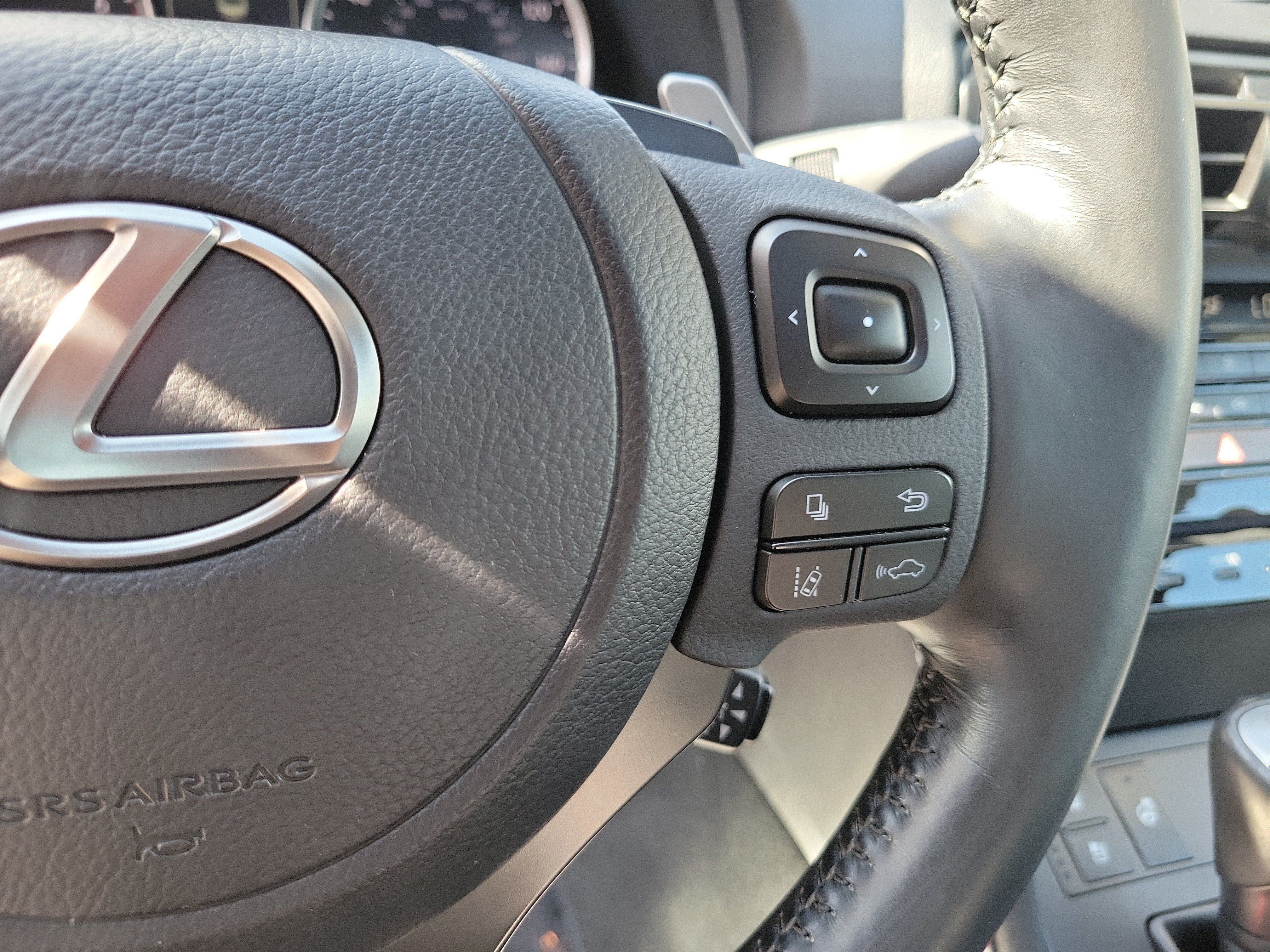 Used 2025 Lexus IS 300 w/ Premium Package RWD image 25