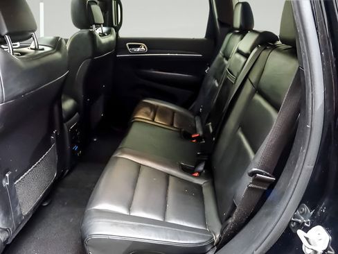 Used 2020 Jeep Grand Cherokee Limited AWD/4WD image 11
