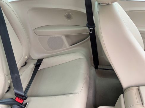 Used 2016 Volkswagen Beetle 1.8T SE w/ Lighting Package image 13