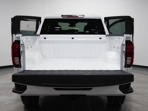 New 2026 GMC Sierra 1500 Elevation image 13