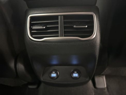 Used 2022 Hyundai Santa Fe SEL image 15