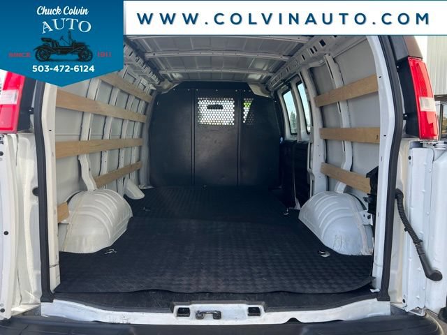 Used 2025 Chevrolet Express 2500 w/ Driver Convenience Package RWD image 21