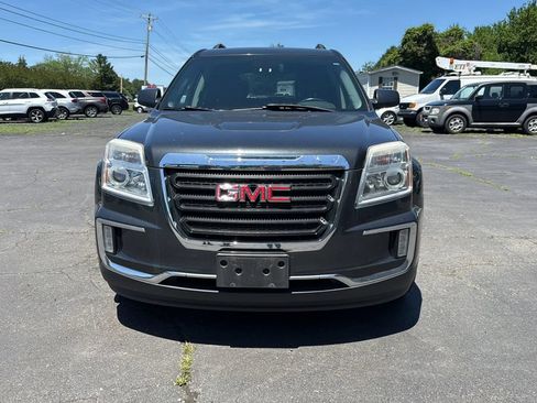 Used 2017 GMC Terrain SLE w/ Convenience Package FWD image 2