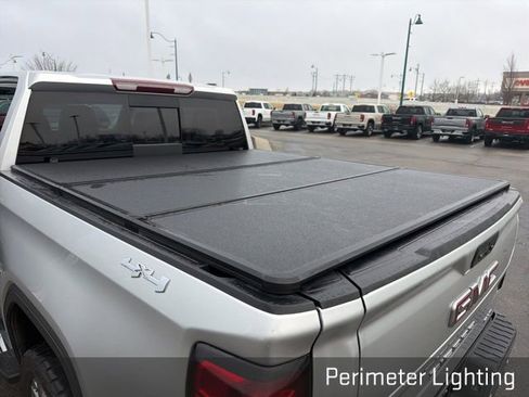 Used 2022 GMC Sierra 1500 SLT w/ SLT Premium Plus Package image 32