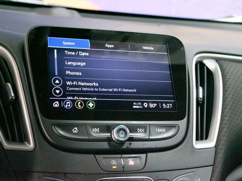 Used 2022 Chevrolet Malibu LS FWD image 17