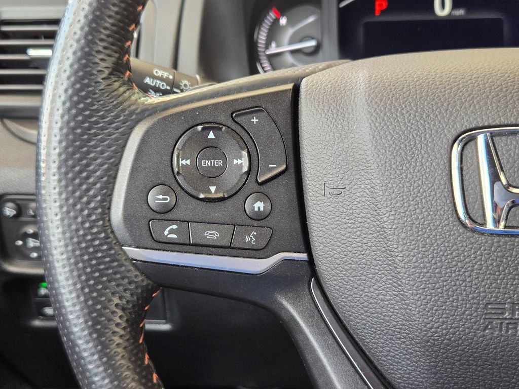 Used 2025 Honda Passport TrailSport image 21