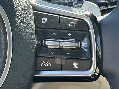 New 2026 Kia Carnival SX Prestige image 24