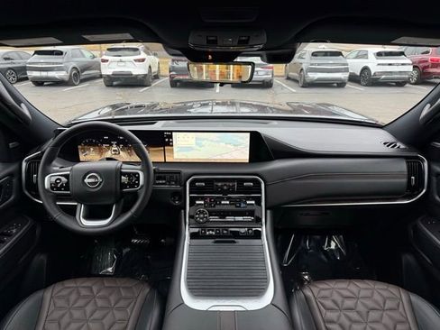 Used 2025 Nissan Armada Platinum Reserve image 28