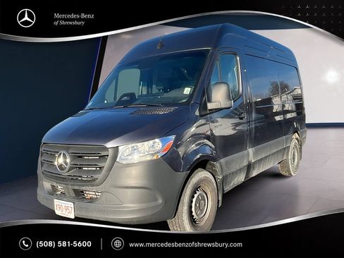 Used 2025 Mercedes-Benz Sprinter 2500 image 1