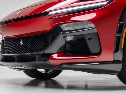 Certified 2023 Ferrari Purosangue AWD/4WD image 39