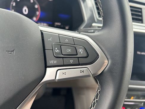 Certified 2023 Volkswagen Tiguan SE AWD/4WD image 17