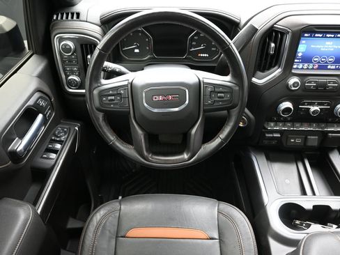 Used 2022 GMC Sierra 2500 AT4 w/ AT4 Premium Plus Package AWD/4WD image 26