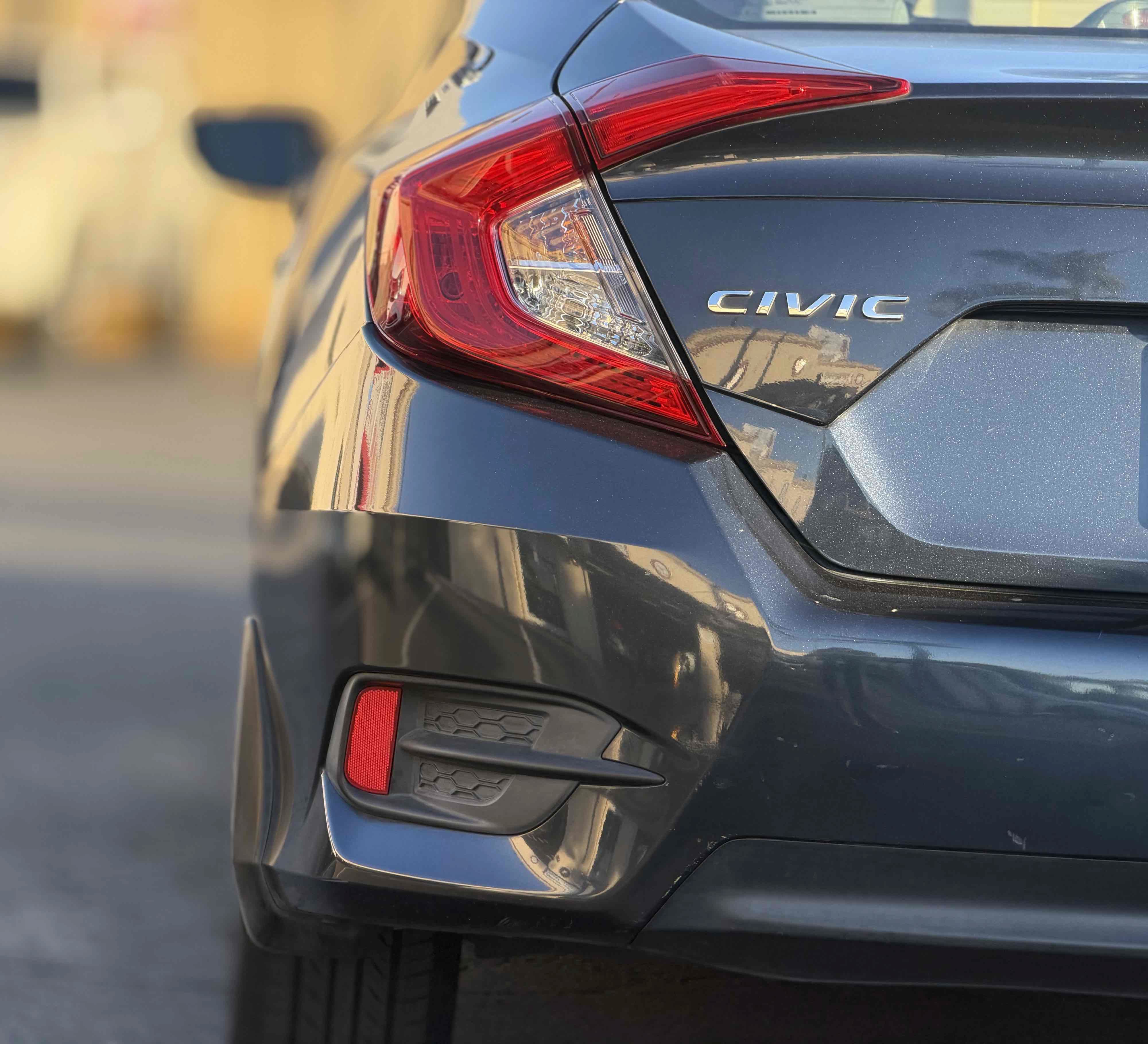 Used 2016 Honda Civic EX image 8