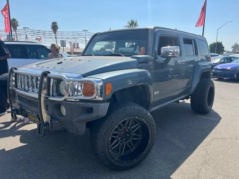Used 2006 HUMMER H3 AWD/4WD image 1