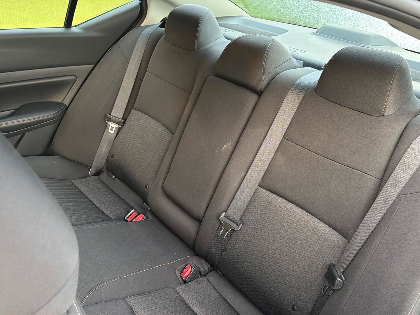 Used 2025 Nissan Altima 2.5 SV FWD image 31