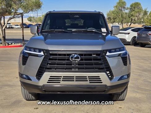 Used 2026 Lexus GX 550 w/ Accessory Package (2T) image 8