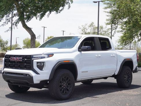 New 2026 GMC Canyon Elevation w/ Convenience Package RWD image 4