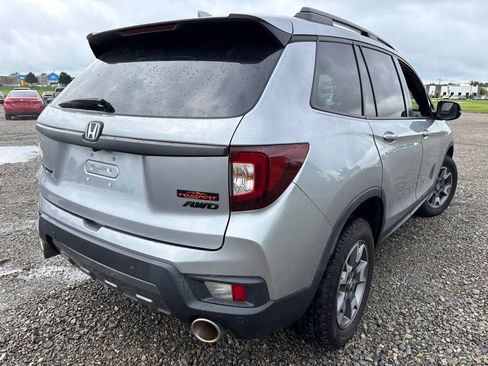 Used 2023 Honda Passport TrailSport image 12