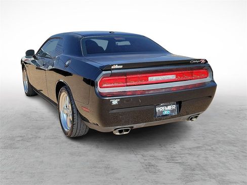 Used 2010 Dodge Challenger R/T image 8