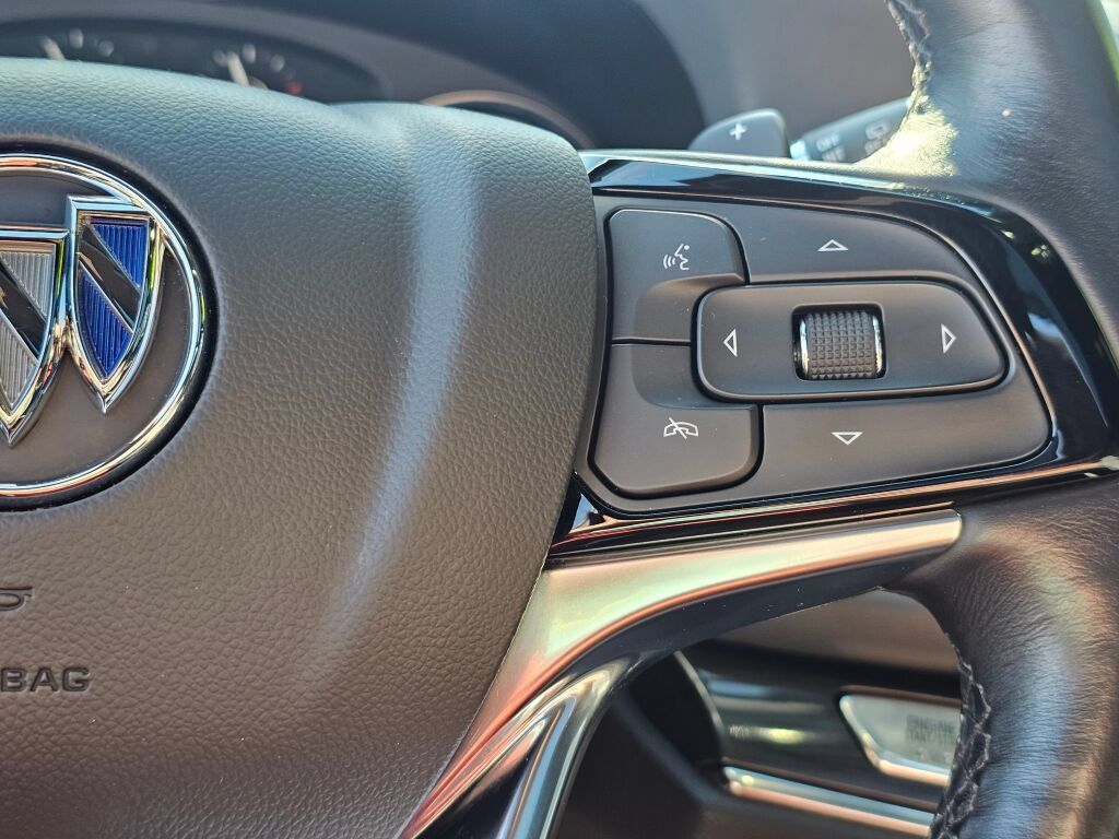 Used 2023 Buick Enclave Essence w/ Experience Buick Package AWD/4WD image 30