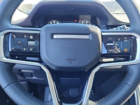 Certified 2025 Land Rover Discovery Sport S image 18