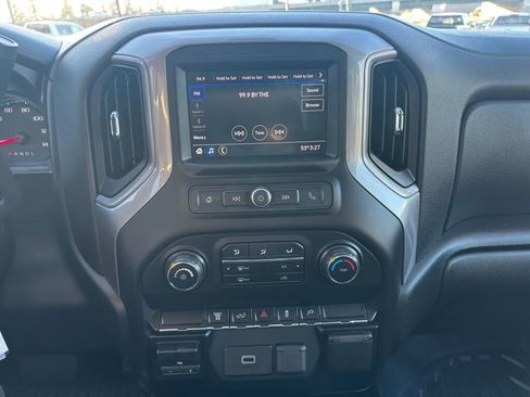 Used 2020 Chevrolet Silverado 2500 W/T w/ WT Convenience Package image 12